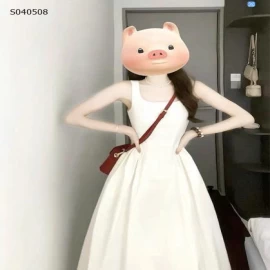 Váy sát nách dáng dài - 399,000