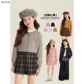 Áo len cardigan cổ tròn thêu ngựa phong cách Hồng Kông nhà AMYBABY - sỉ giá 260k 