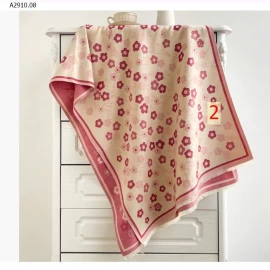 Chiếc khăn hoa anh đào làm mưa làm gióo sỉ 110k