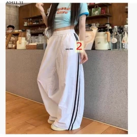 Quần gió thể thao ống suông miu miu   - sỉ 103k