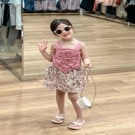 SET 2 DÂY HOA CHO BÉ GÁI gia si  áo : 155k quần : 158k