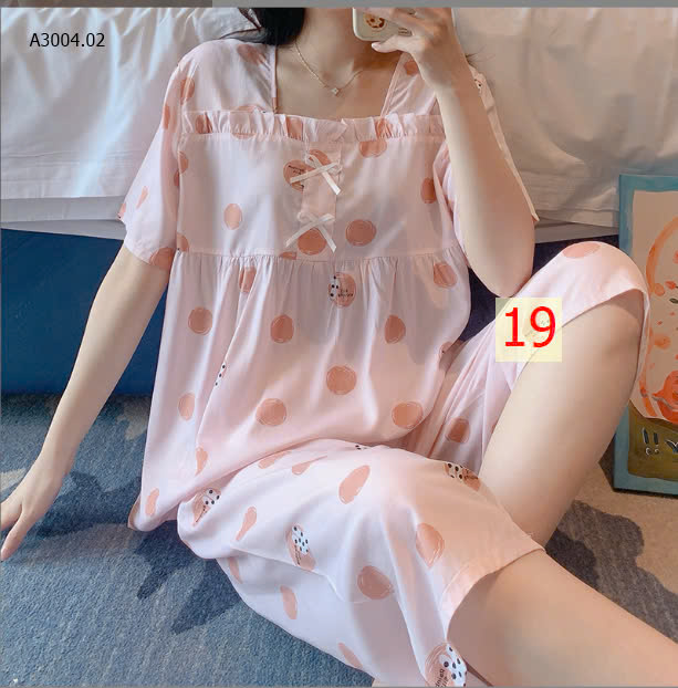 MÀU 19