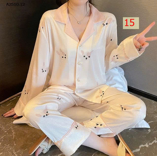 MÀU 15
