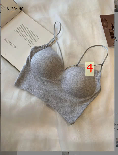 MÀU