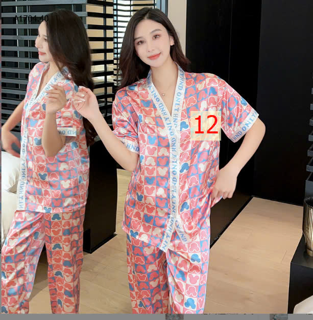 MÀU 12