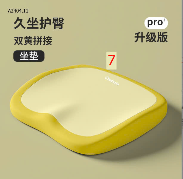 MÀU