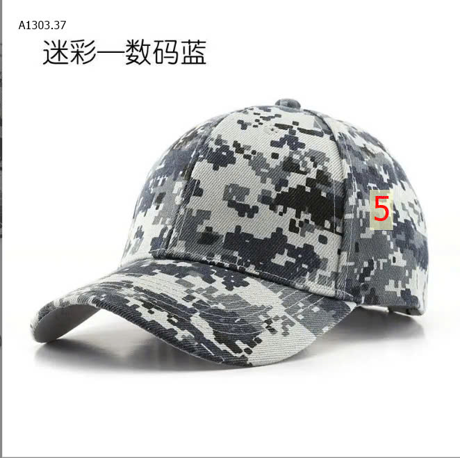 MÀU