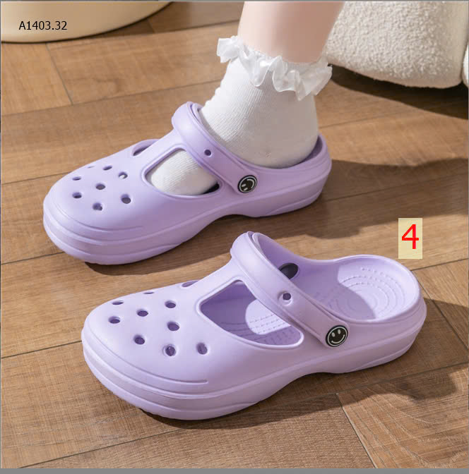 MÀU 4