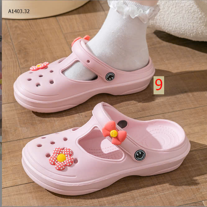 MÀU 9