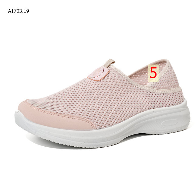 MÀU 5