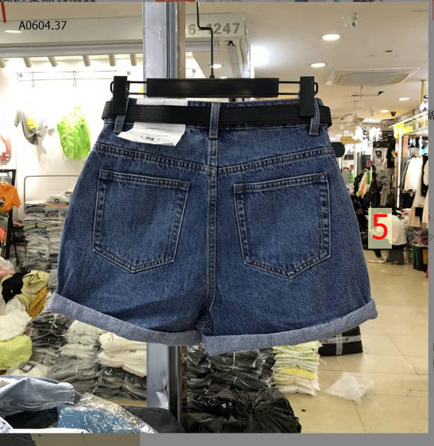 MÀU 5