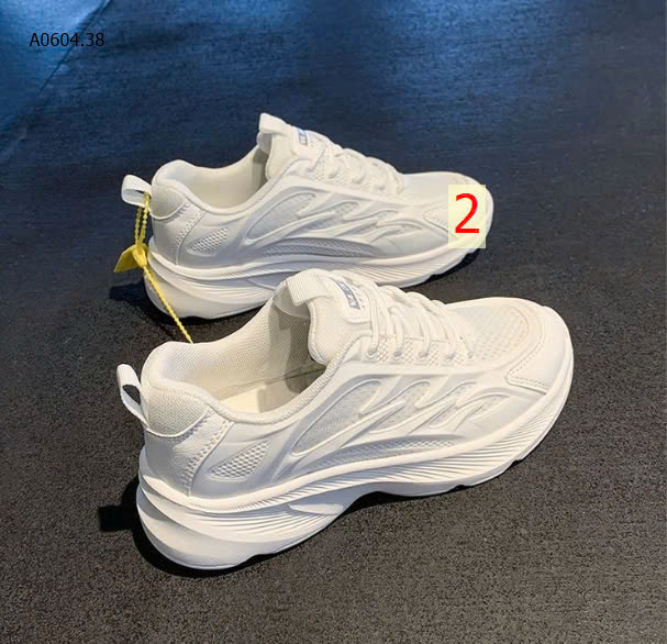 MÀU 2