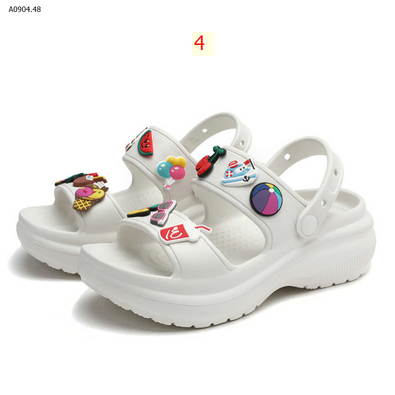 MÀU 4