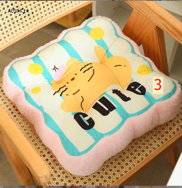 MÀU