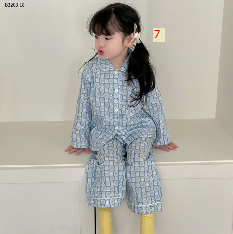 MẪU 7