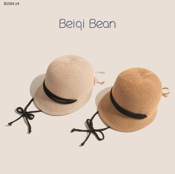 MÀU