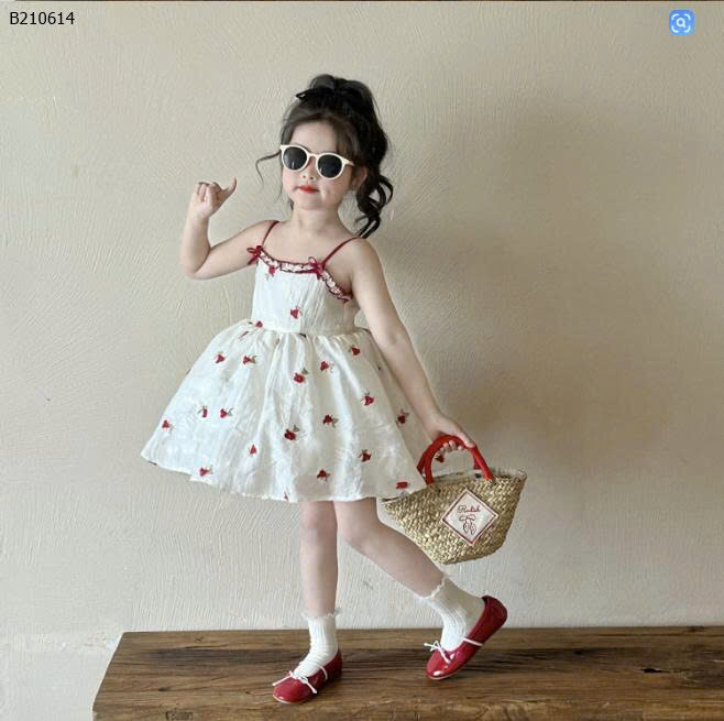 Váy yếm hoa