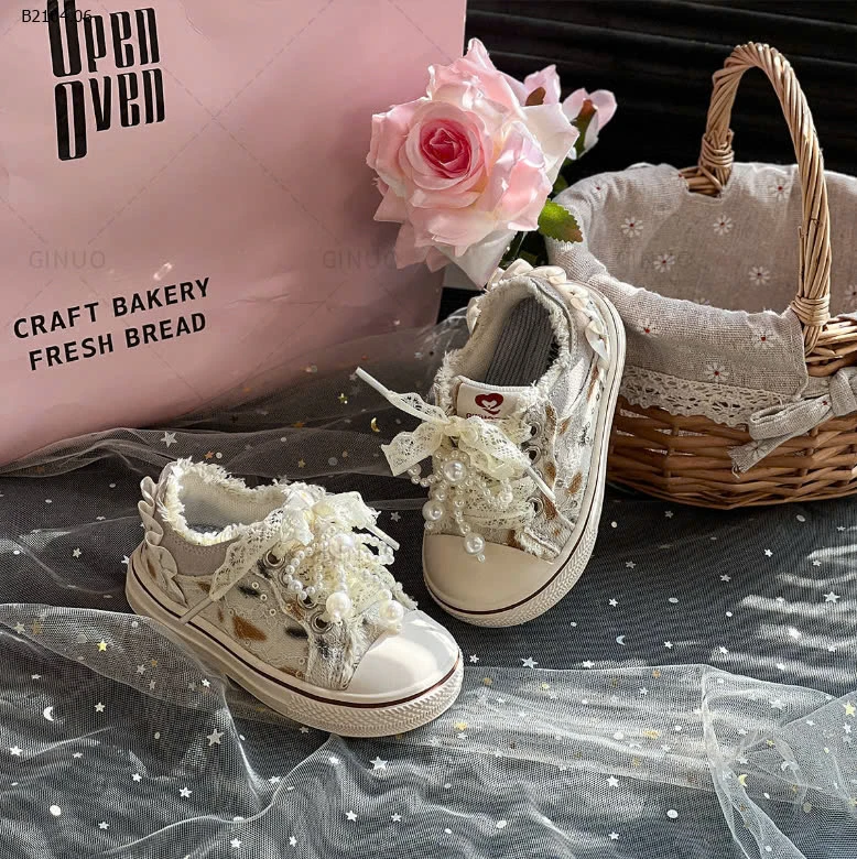 GIÀY CÔNG CHÚA ĐẾ BẰNG REN BE-sỉ Sz 16-19 : 285k           Sz 22-25 : 308k 