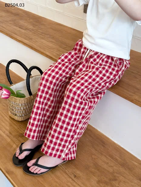 Quần kẻ Ambb-sỉ Sz 90-150 : 120k                  Sz 160 : 129k                  Sz 170 : 140k