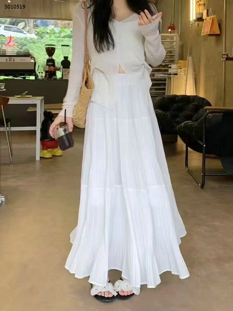 CHÂN VÁY ĐI BIỂN