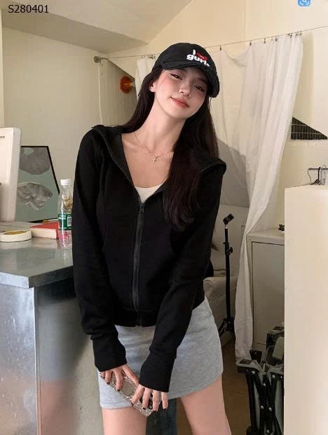 Áo khoác thể thao nữ len kiểu cardigan - 279,000