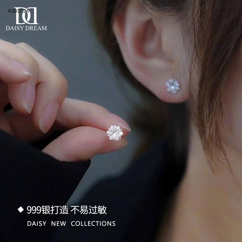 Hoa tai bông tuyết Dai.sy Dream - sỉ 105k