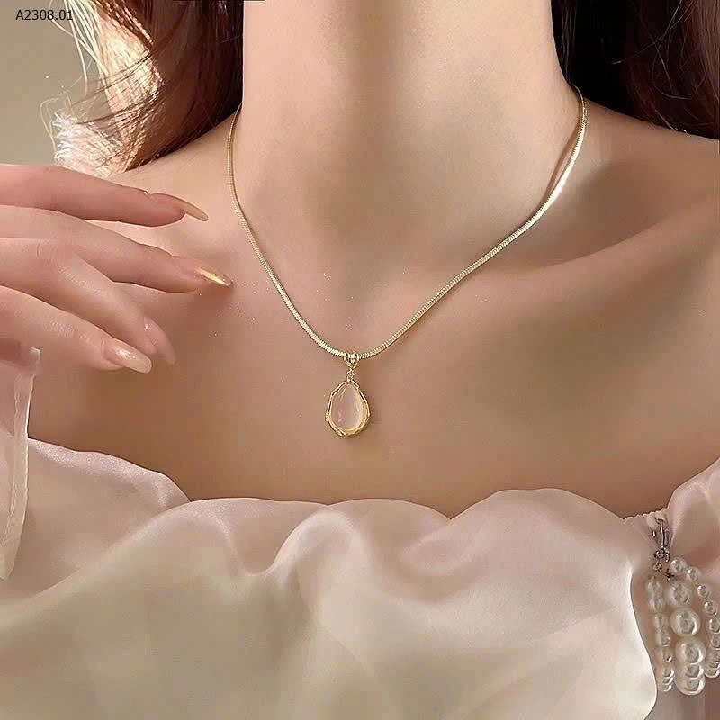DÂY CHUYỂN MẶT ĐÁ GIỌT NƯỚC HÃNG GOLIC - sỉ 127k