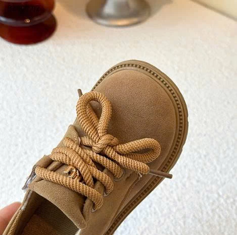 GIÀY DA LỘN DÂY BUỘC CHO BÉ -Giá sỉ  sz 23-30: 138k  Sz 31-35: 146k 