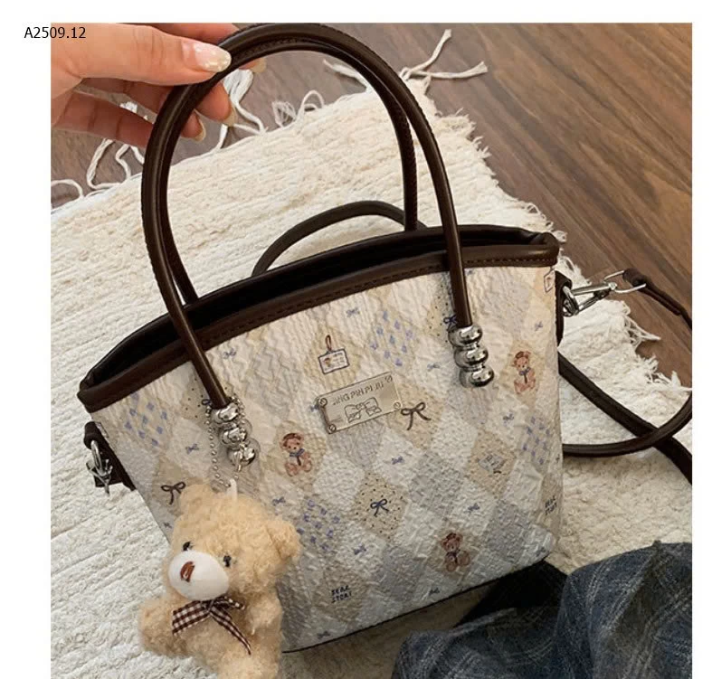  TÚI XÁCH CARO GẤU BEAR KÈM MÓC GẤU - sỉ 167k