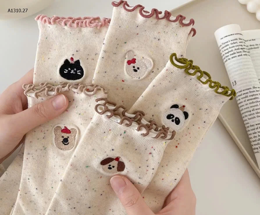 SET 10Đ TẤT VIỀN BÈO MUỐI TIÊU -sỉ 69k/set 10 đôi mix