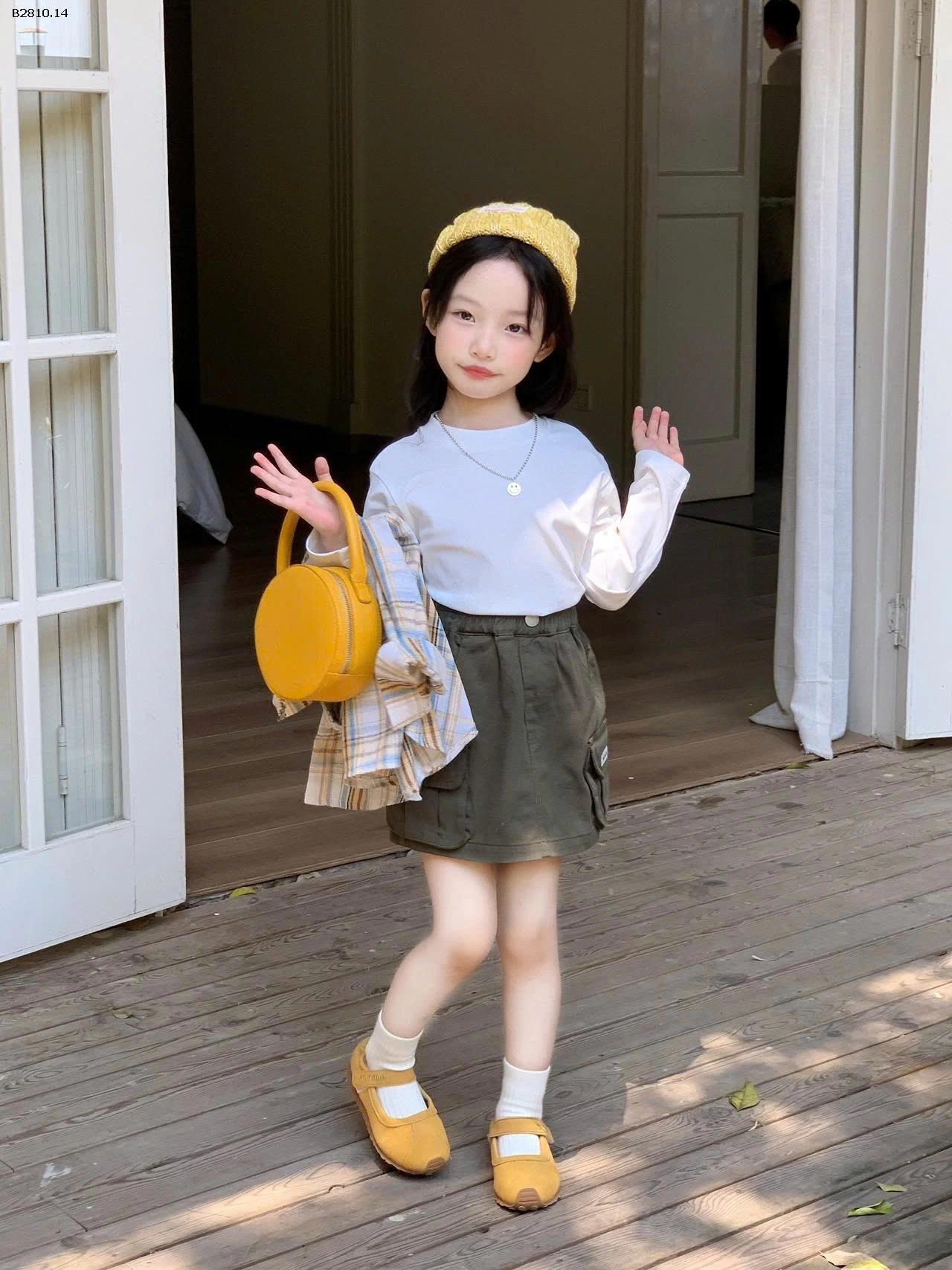 SET 3CT: ÁO SƠ MI + ÁO THUN + CV BG-Giá sỉ áo somi: 139k áo thun: 99k  cv: 125k 