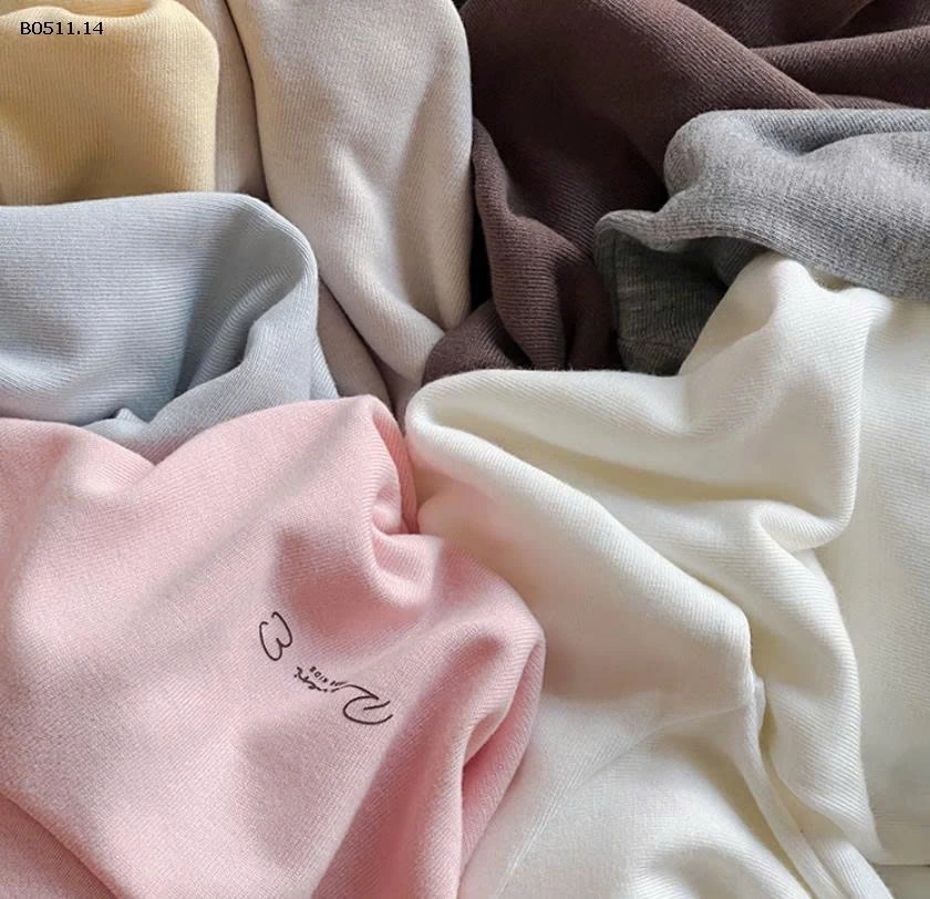 Áo giữ nhiệt cổ nhớ AMBB chất liệu cashmere- giá sỉ  size 90-150 giá 117k size 160 giá 129k size 170 giá 142k