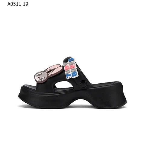 Dép #hotwind bất chấp mưa bão, - sỉ 195k