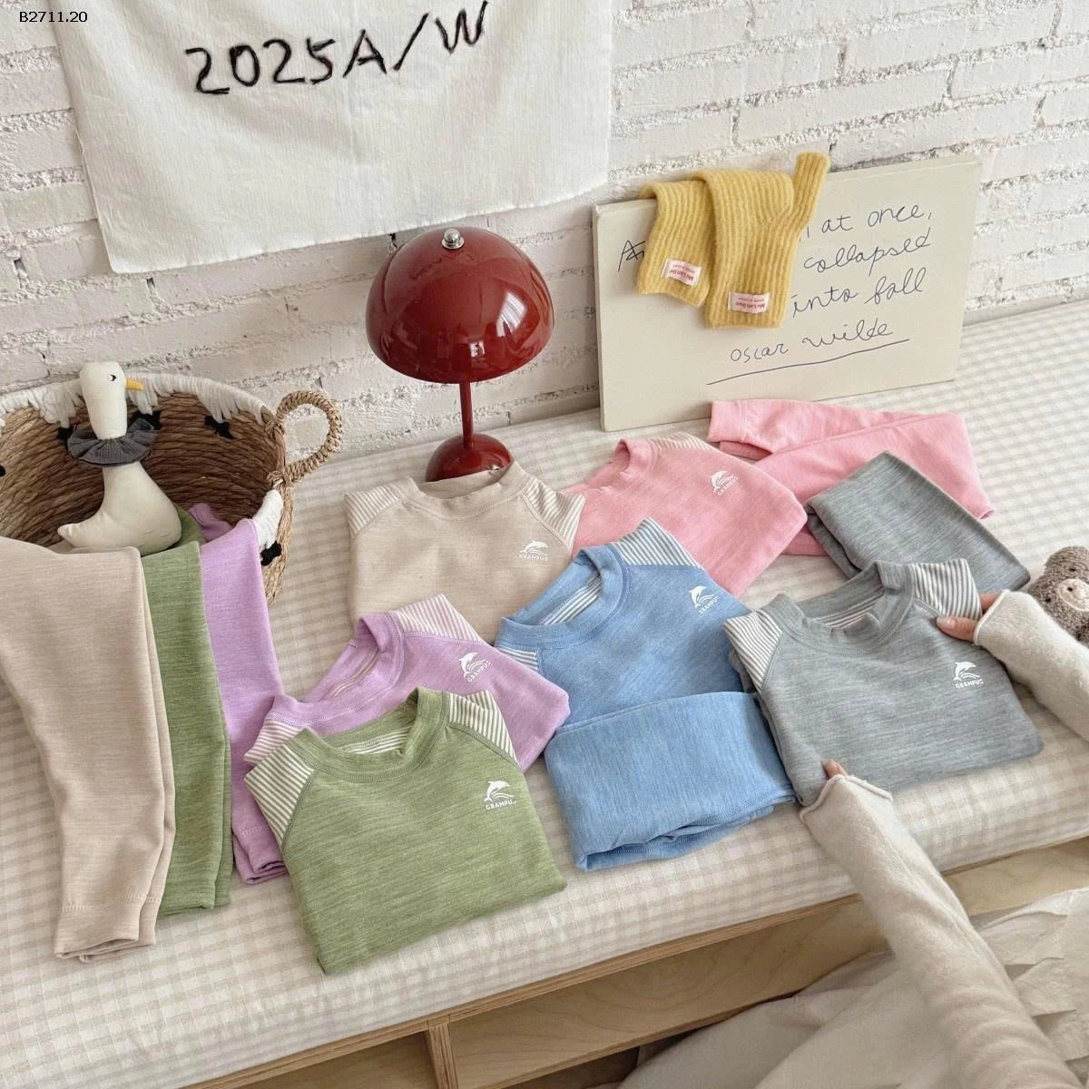 BỘ THU ĐÔNG PHỐI TAY KẺ- sỉ 80-110: 100k 120-150: 125k 160-180: 140k