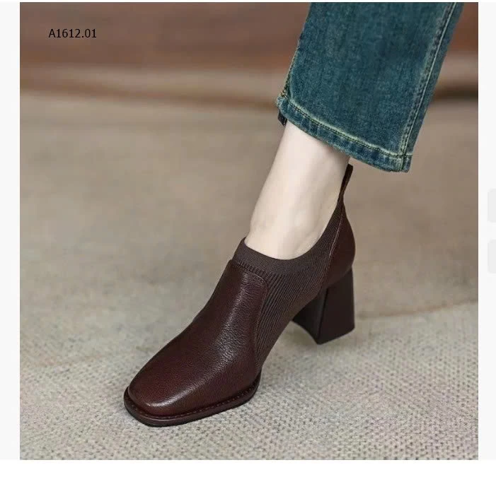 GIÀY PHỐI CHUN DÁNG BOOT…-Giá sỉ 210k