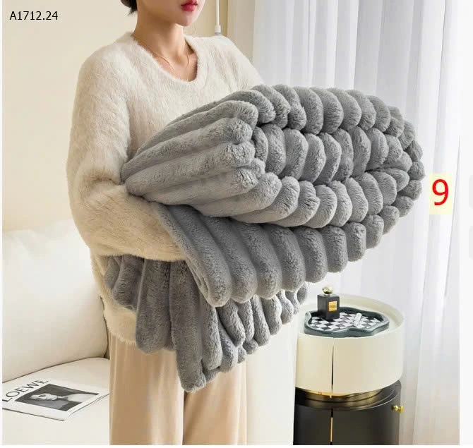 Chăn lông san hô  - sỉ 197k