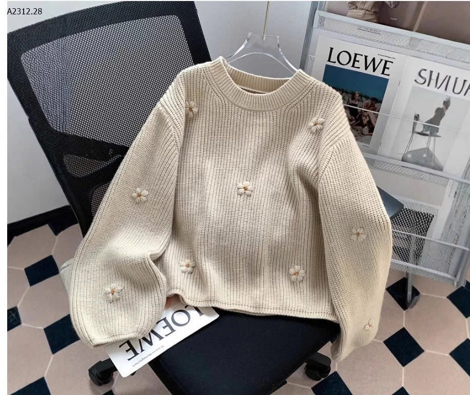 Áo len thêu hoa cúc - sỉ 145k