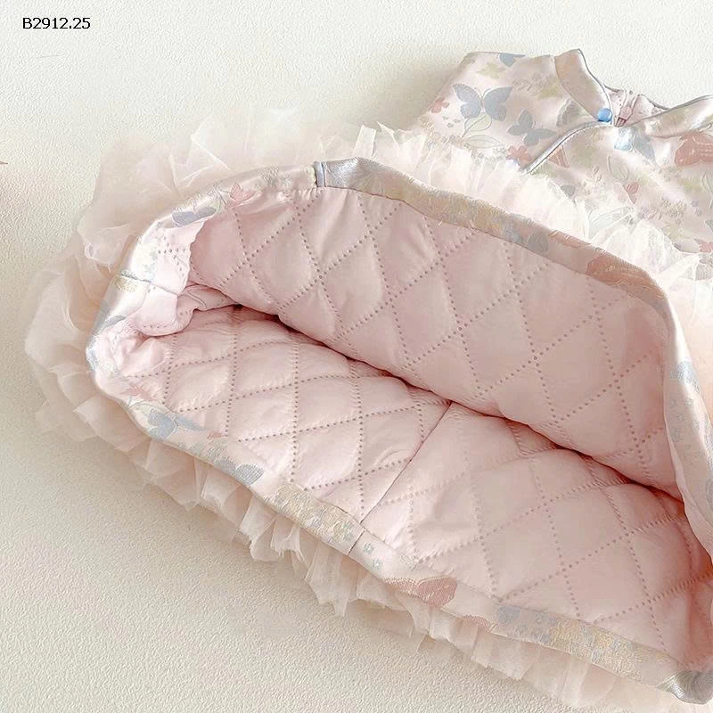 Đầm Tết cổ điển cho bé gái-Giá sỉ  váy  : 220k áo dệt kim :  130k 