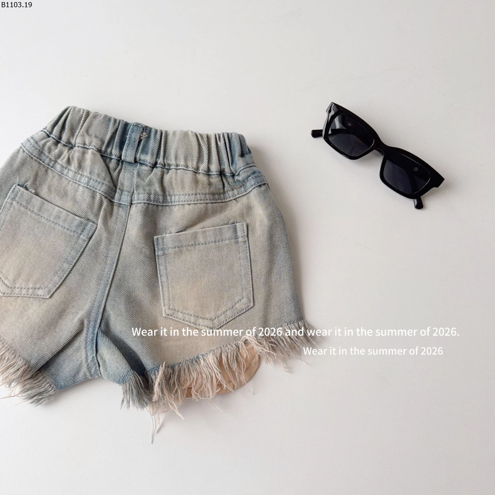 SHORT JEANS RÁCH CÁ TÍNH QKIDS sỉ 195k
