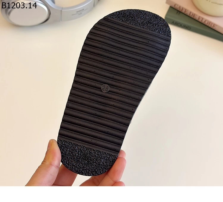 DÉP SANDAL QUẢNG CHÂU XINH CHO BÉ Giá sỉ 150k