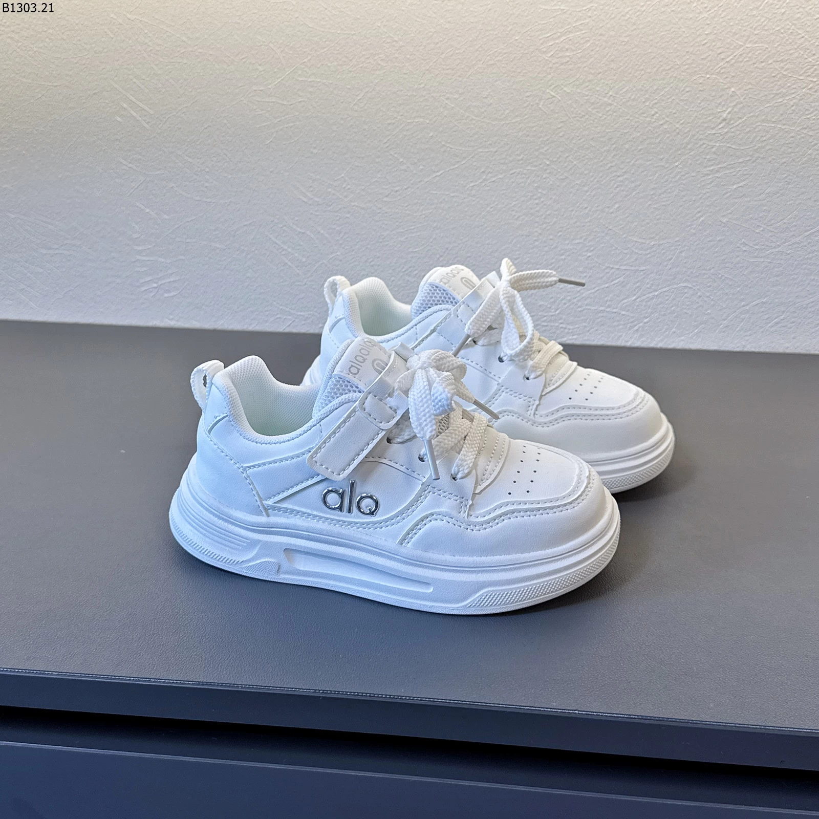 GIÀY THỂ THAO TRẮNG CHO BÉ Giá sỉ sz 27-31: 205k sz 32-37: 215k