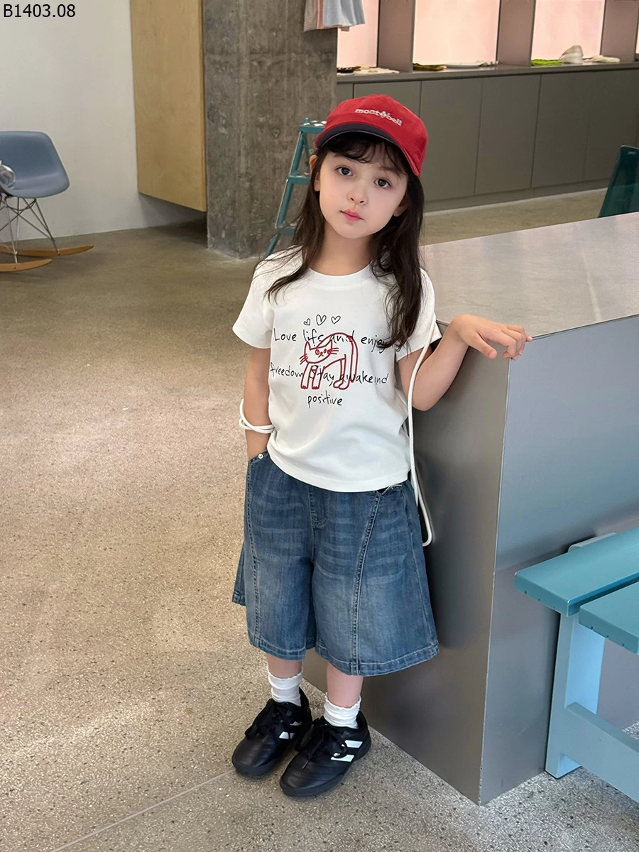 SET ÁO PHÔNG MIX QUẦN JEAN AMBB Giá sỉ sz 90-150: áo 98k, quần 185k sz 160: áo 108k, quần 196k sz 170: áo 115k, quần 213k