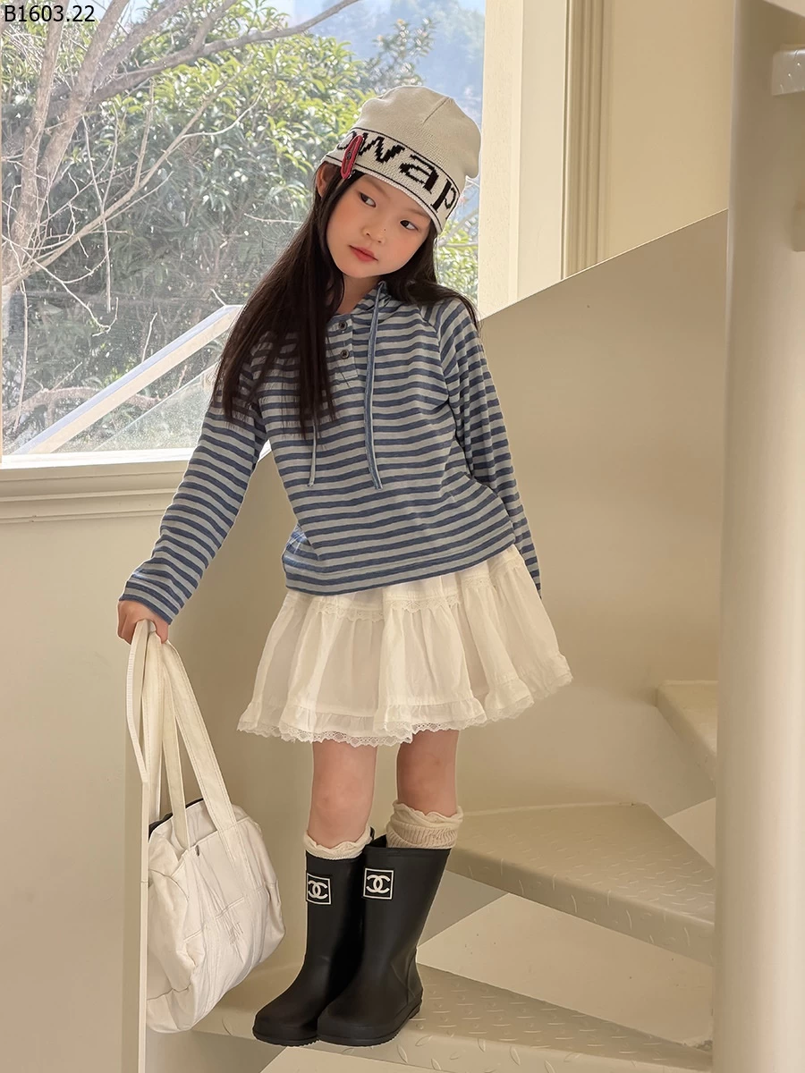 Chân váy bé gái NHÀ AMBB giá sỉ sz 100-150 : 165k sz 160 : 178k sz 170 : 190k