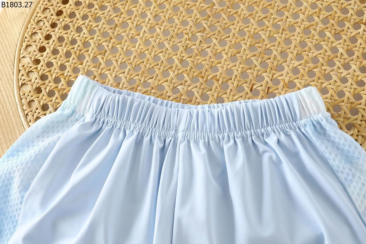 BỘ ĐỒ THỂ THAO CHỐNG NẮNG sỉ sz 90-110: 80k 120-140: 92k 150-170: 106k