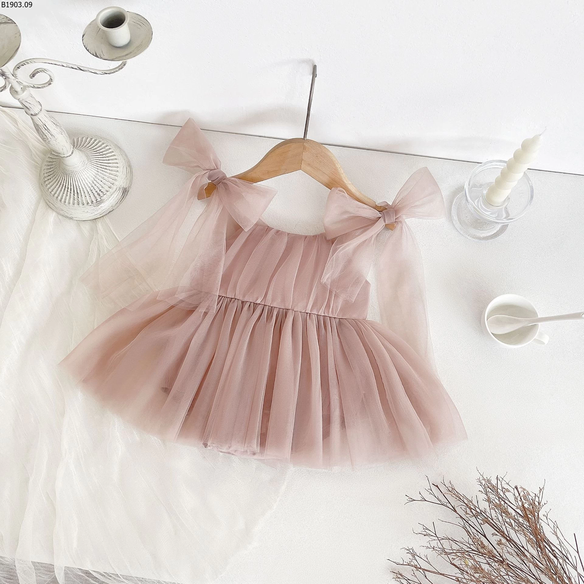 Váy liền thân kiểu Hàn Quốc cho bé gái mùa hè 2026 giá sỉ 128k