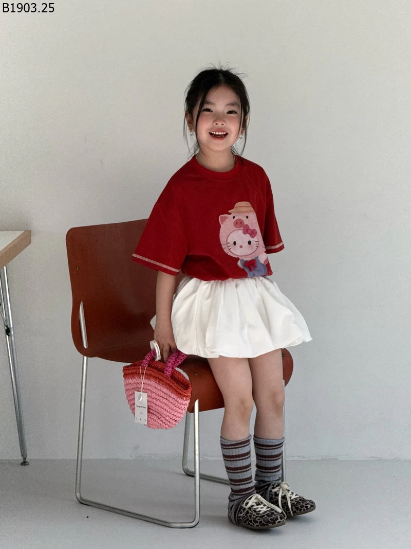 SET ÁO KITTY ĐỎ MIX VÁY BÍ TRẮNG giá sỉ áo --- G.i.á 174k váy --- G.i.á 214k