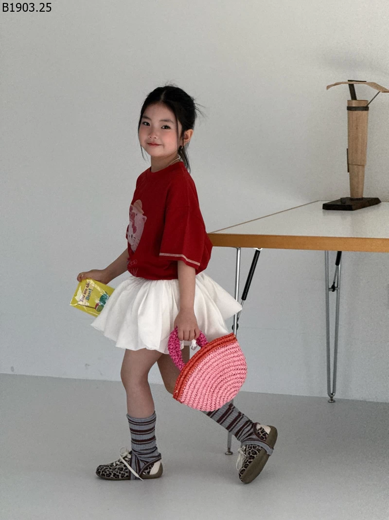 SET ÁO KITTY ĐỎ MIX VÁY BÍ TRẮNG giá sỉ áo --- G.i.á 174k váy --- G.i.á 214k