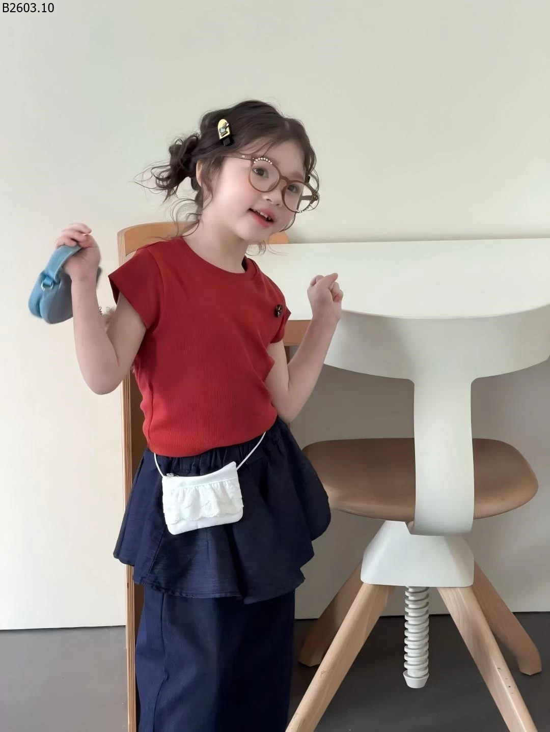 ÁO THUN ĐỎ MIX QUẦN SUÔNG LIỀN CHOÀNG VÁY sỉ Áo: 153k Quần: 200k