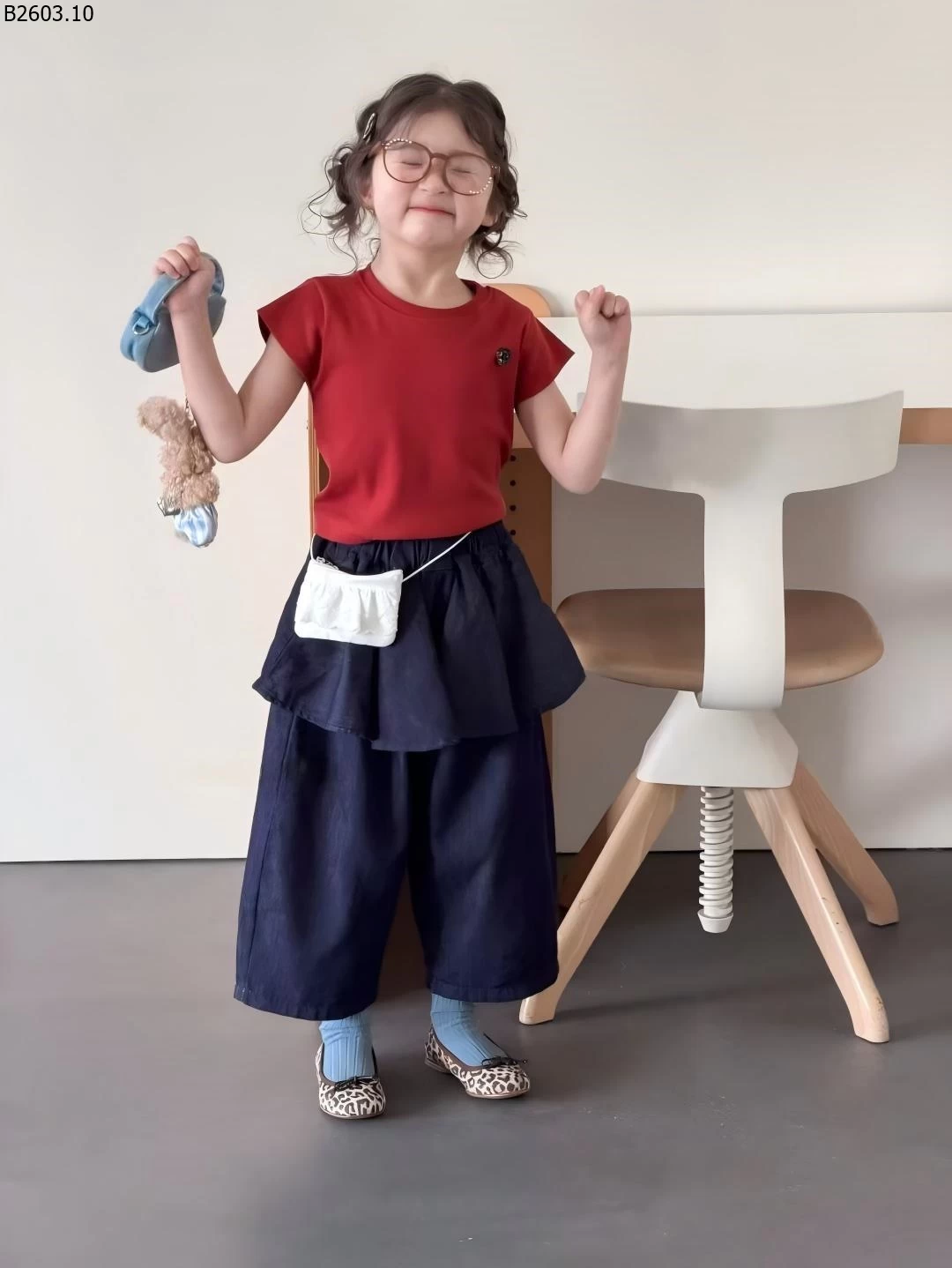 ÁO THUN ĐỎ MIX QUẦN SUÔNG LIỀN CHOÀNG VÁY sỉ Áo: 153k Quần: 200k