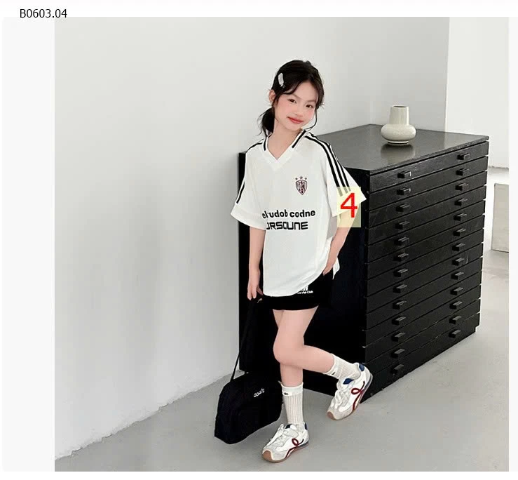 BỘ ÁO THỂ THAO BÉ GÁI-Giá sỉ lẻ áo: 144k lẻ quần : 148k cả bộ : 249k